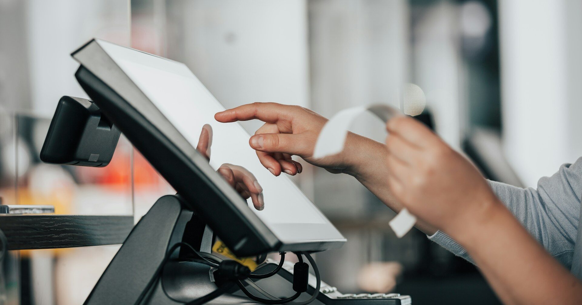 simon-kadula-gkndM1GvSA-unsplash-e1720454214355